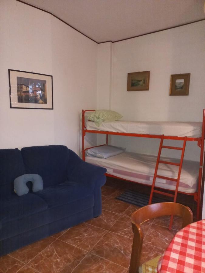Lake Maggiore 2 Minutes Apartment Dormelletto Eksteriør billede