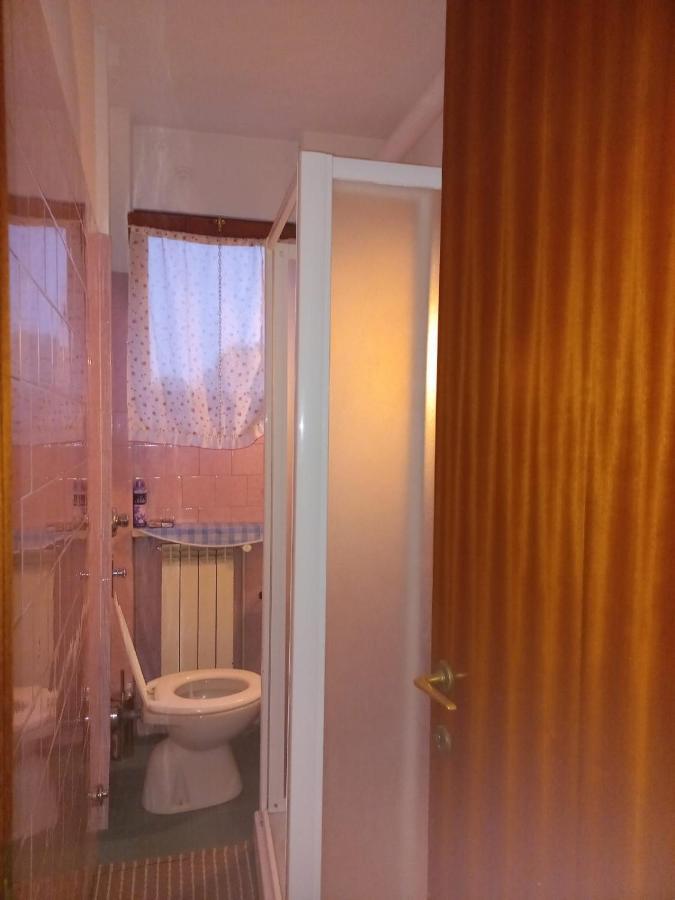 Lake Maggiore 2 Minutes Apartment Dormelletto Eksteriør billede